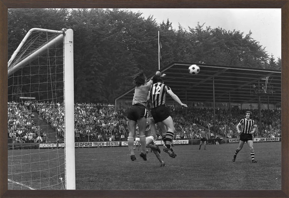 Vitesse - Volendam in Nieuw-Monnikenhuize - 1974