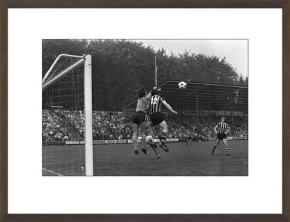 Vitesse - Volendam in Nieuw-Monnikenhuize - 1974
