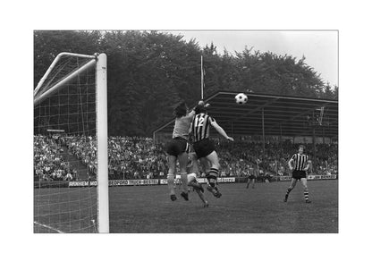 Vitesse - Volendam in Nieuw-Monnikenhuize - 1974