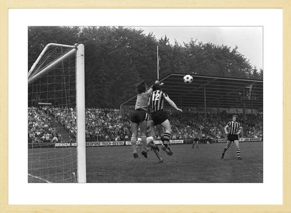 Vitesse - Volendam in Nieuw-Monnikenhuize - 1974