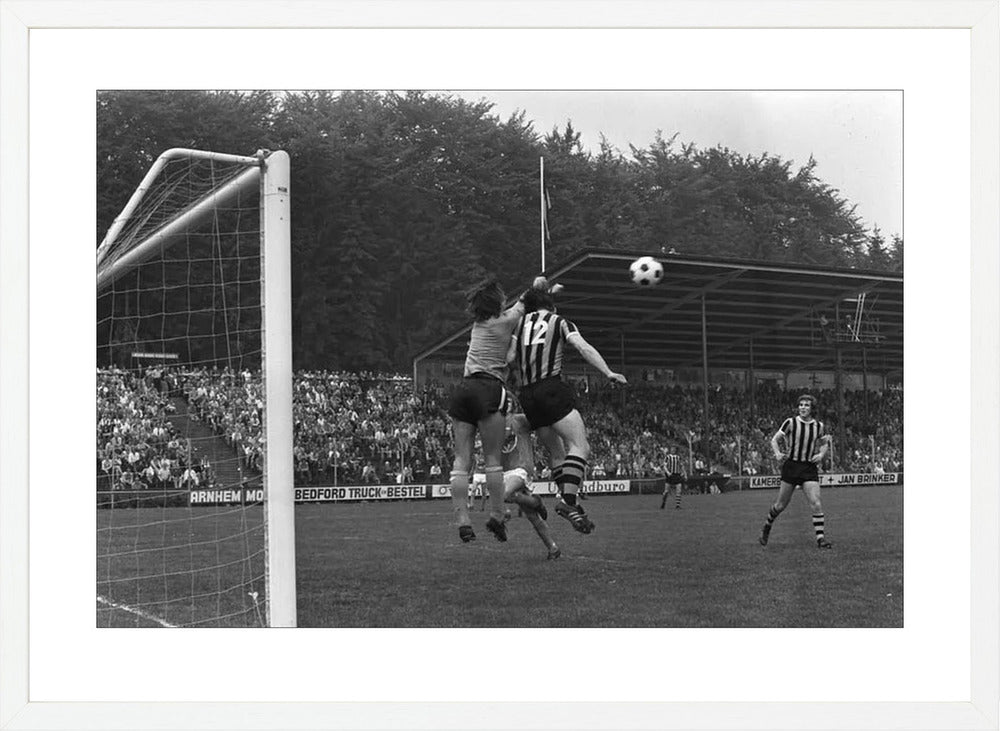 Vitesse - Volendam in Nieuw-Monnikenhuize - 1974