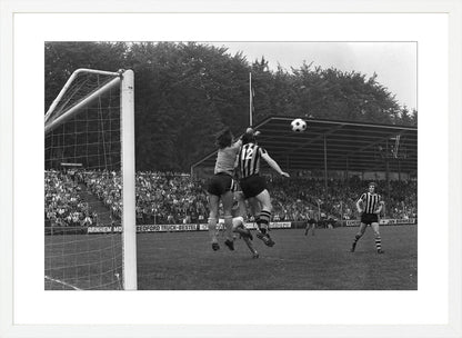 Vitesse - Volendam in Nieuw-Monnikenhuize - 1974