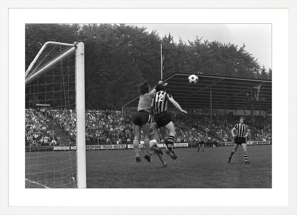 Vitesse - Volendam in Nieuw-Monnikenhuize - 1974