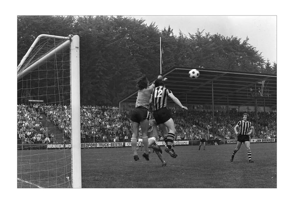 Vitesse - Volendam in Nieuw-Monnikenhuize - 1974