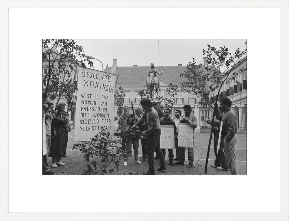 Demonstratie bij Paleis Noordeinde - 1986