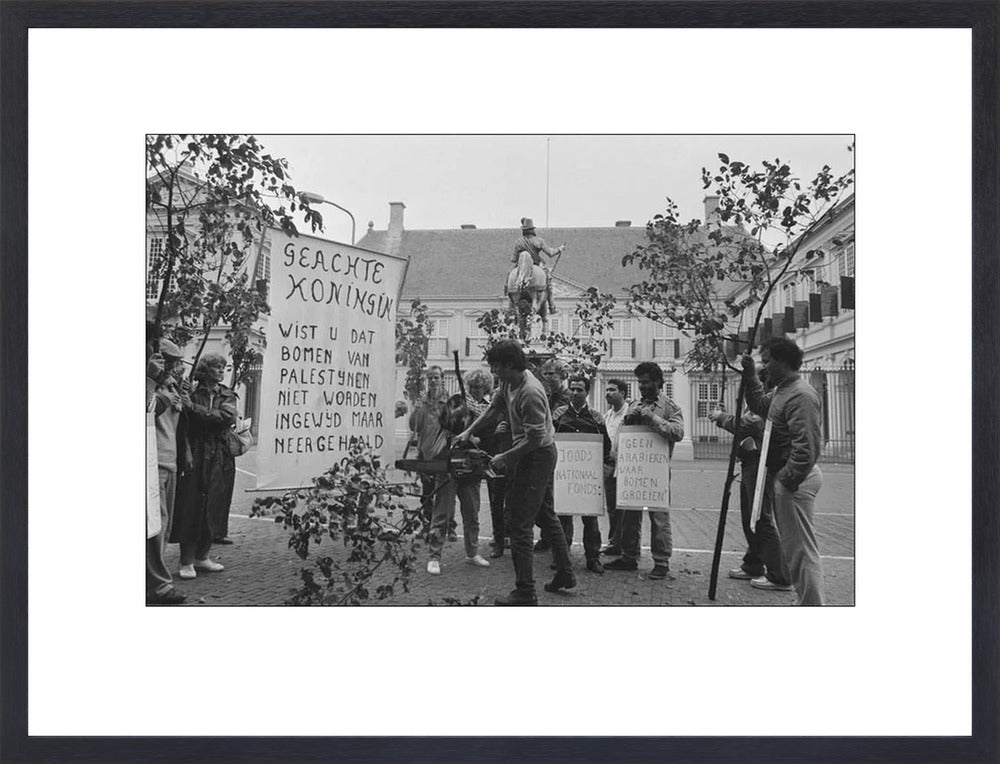 Demonstratie bij Paleis Noordeinde - 1986