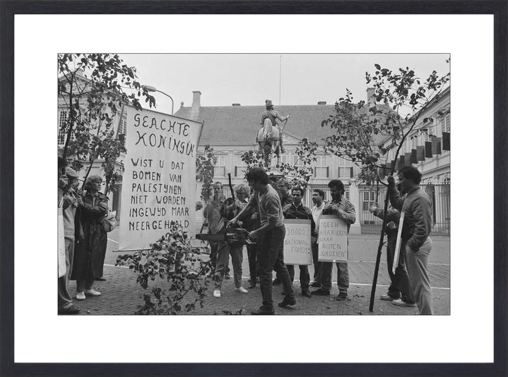 Demonstratie bij Paleis Noordeinde - 1986