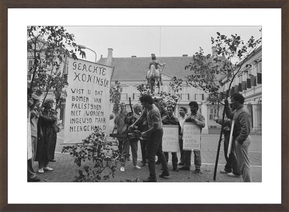 Demonstratie bij Paleis Noordeinde - 1986