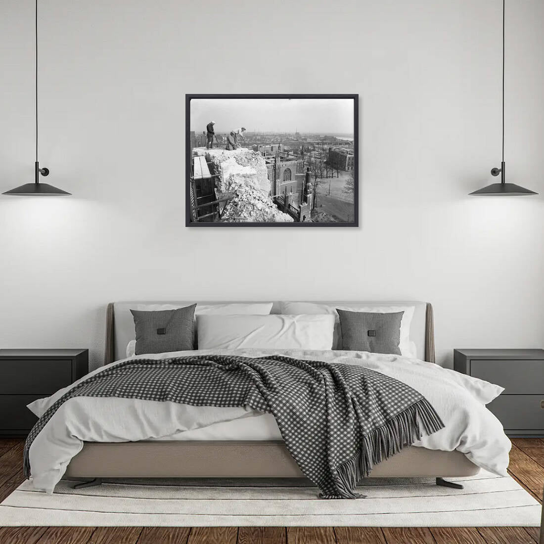 Zwart-witfoto uit 1946 van de herbouw van de verwoeste Eusebiuskerk in Arnhem. – canvas zwarte baklijst in slaapkamer