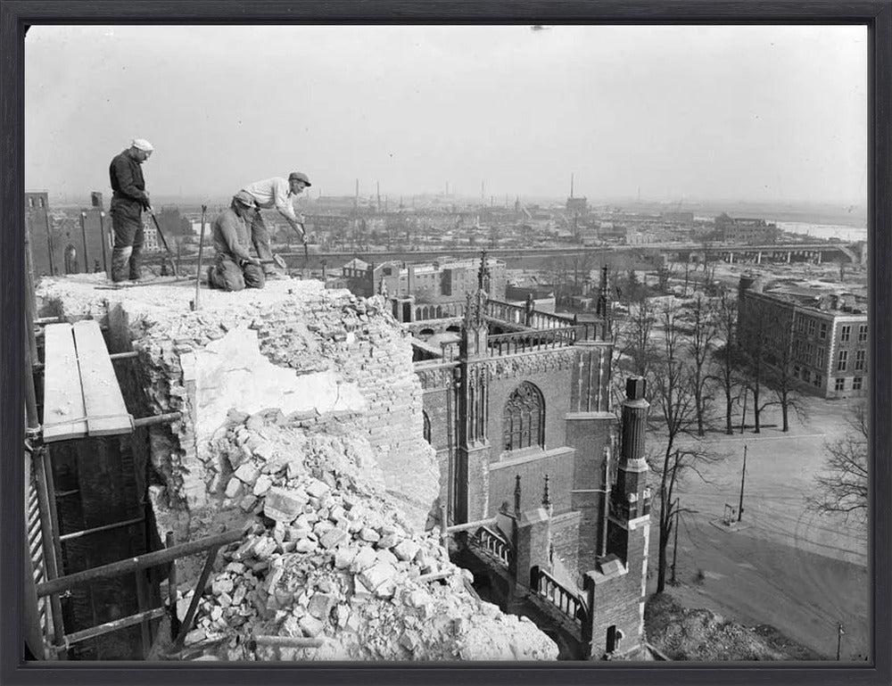 Eusebiuskerk in Wederopbouw - 1946