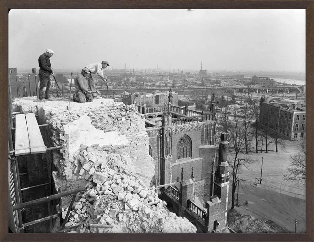 Eusebiuskerk in Wederopbouw - 1946