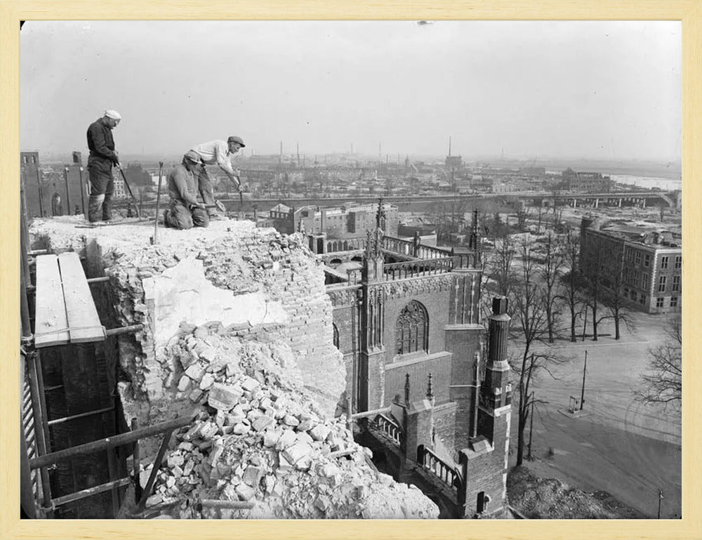 Eusebiuskerk in Wederopbouw - 1946