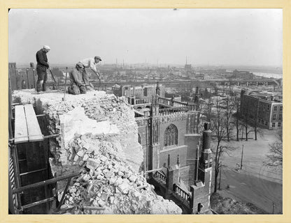 Eusebiuskerk in Wederopbouw - 1946