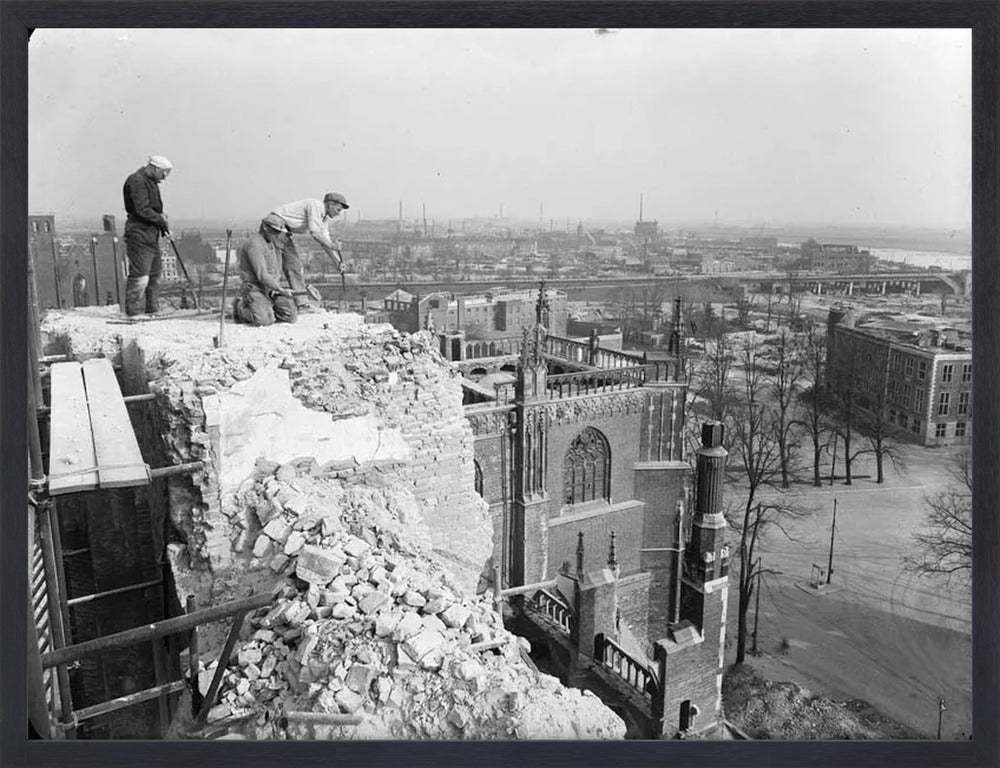 Eusebiuskerk in Wederopbouw - 1946