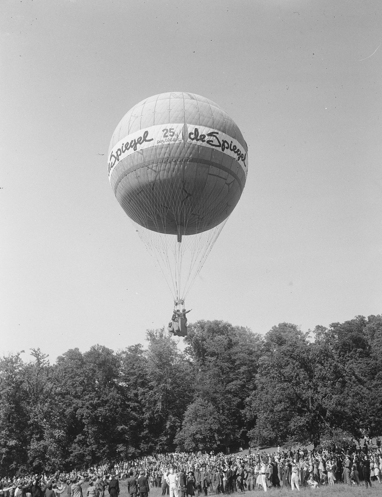 Luchtballon bij Sonsbeek - 1949