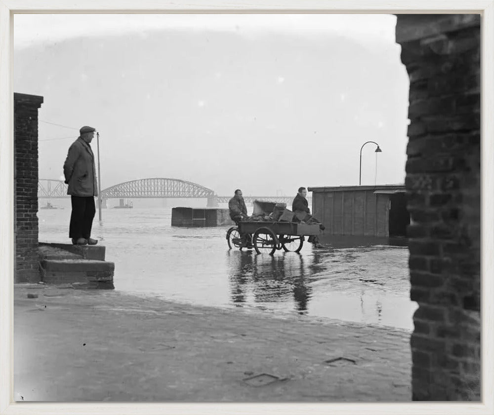 Hoogwater op de Waalkade - 1952