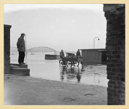 Hoogwater op de Waalkade - 1952