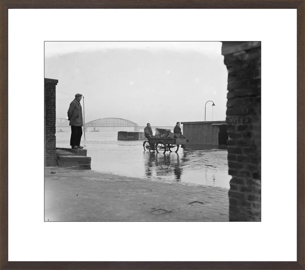 Hoogwater op de Waalkade - 1952