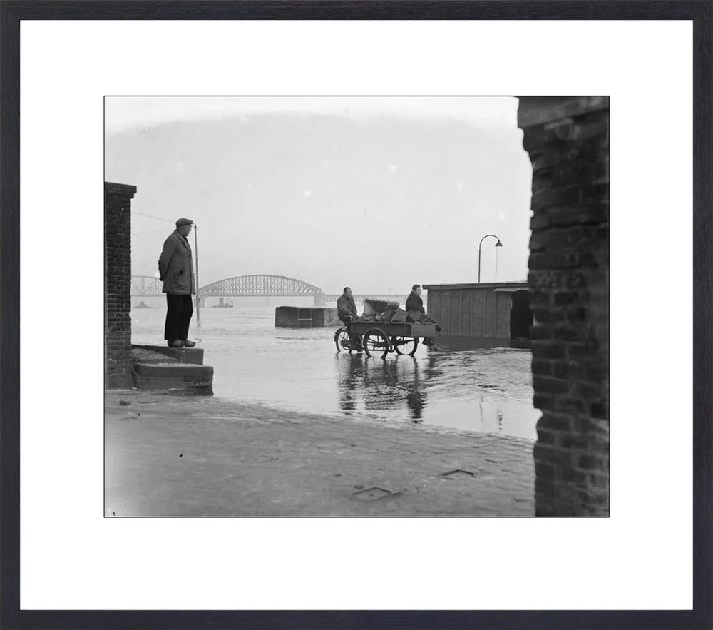 Hoogwater op de Waalkade - 1952