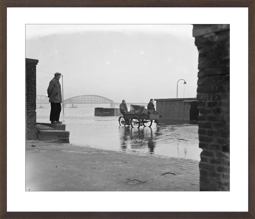 Hoogwater op de Waalkade - 1952