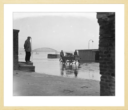 Hoogwater op de Waalkade - 1952