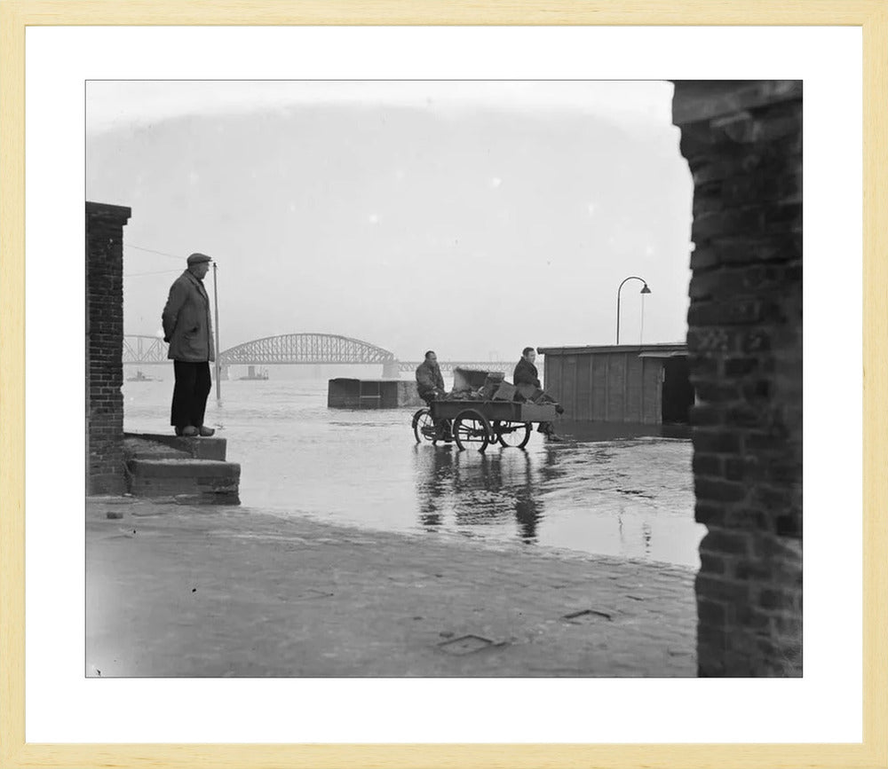 Hoogwater op de Waalkade - 1952