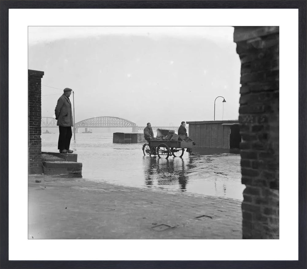 Hoogwater op de Waalkade - 1952