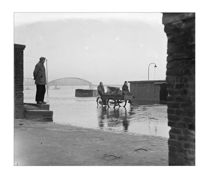 Hoogwater op de Waalkade - 1952