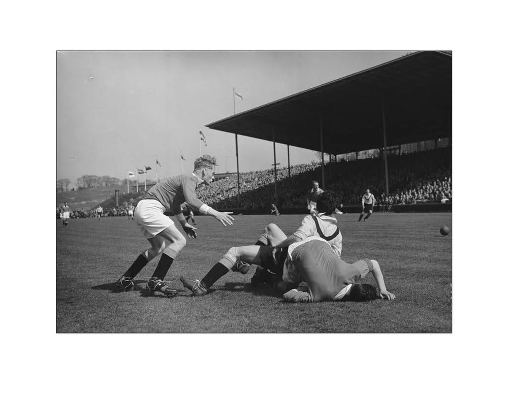 Vitesse - DOS in Nieuw-Monnikenhuize - 1954