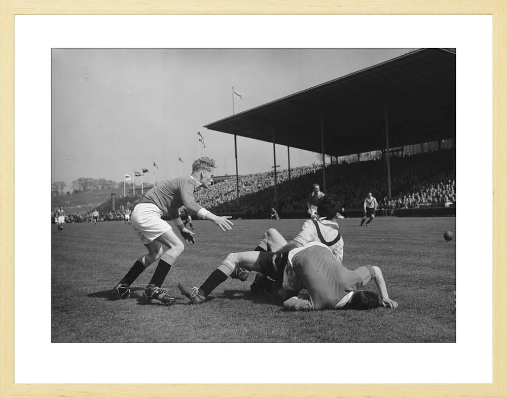 Vitesse - DOS in Nieuw-Monnikenhuize - 1954