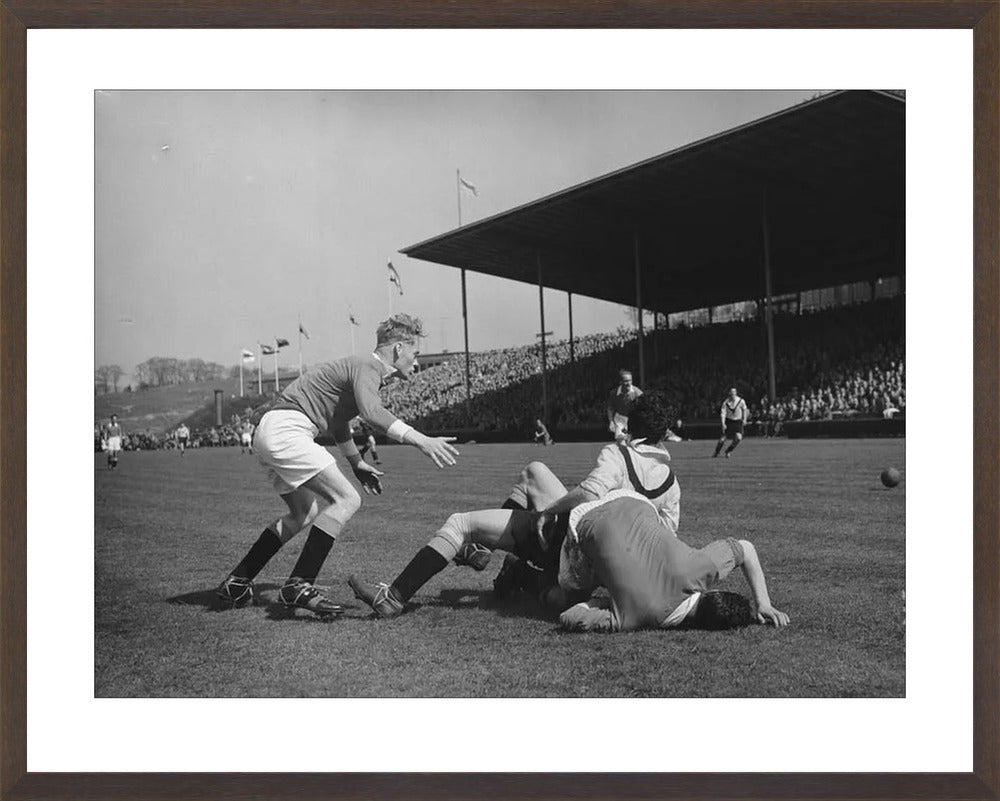 Vitesse - DOS in Nieuw-Monnikenhuize - 1954