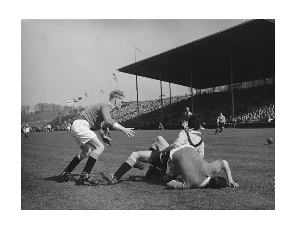 Vitesse - DOS in Nieuw-Monnikenhuize - 1954