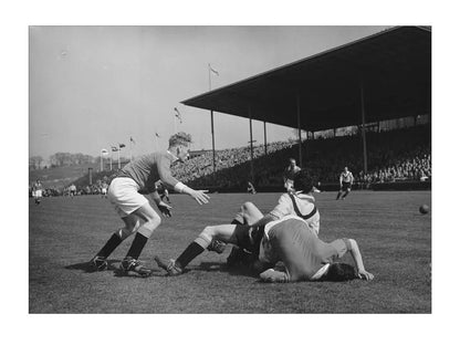 Vitesse - DOS in Nieuw-Monnikenhuize - 1954