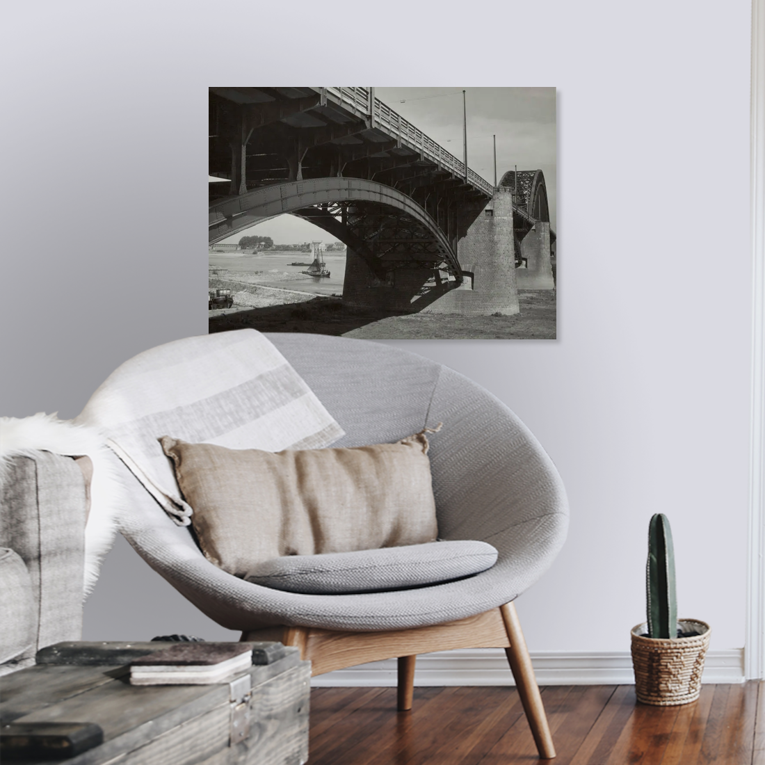 Zwart-witfoto uit 1936 van de Waalbrug bij Nijmegen rond de opening. – canvas zonder lijst in leeshoek
