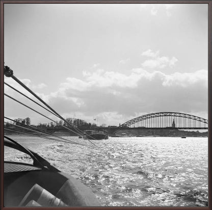 Boot en de Waalbrug - 1955