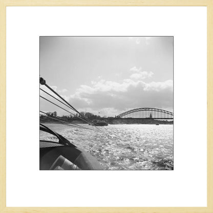 Boot en de Waalbrug - 1955