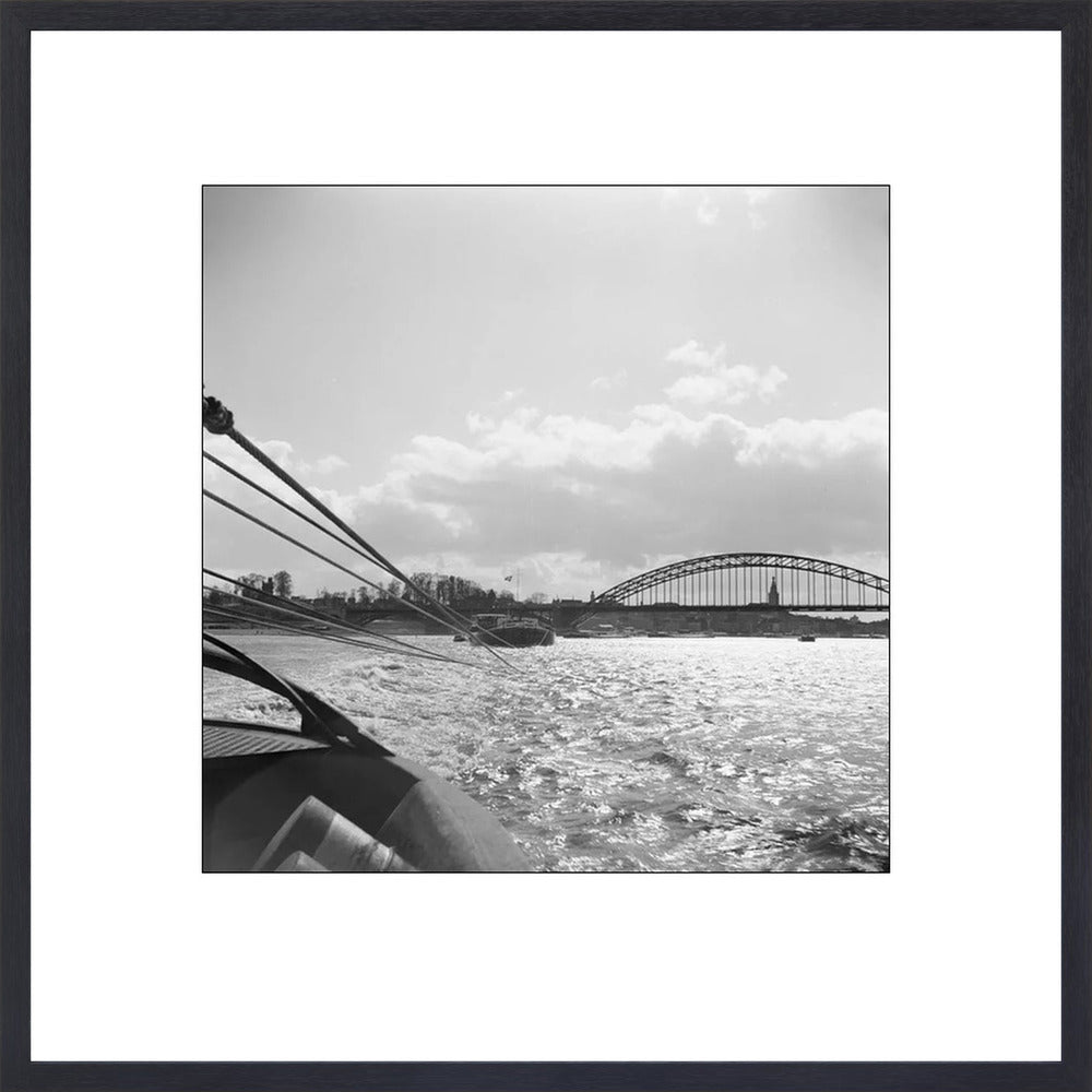 Boot en de Waalbrug - 1955