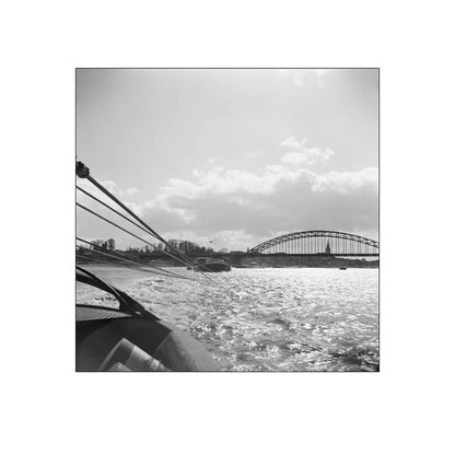 Boot en de Waalbrug - 1955