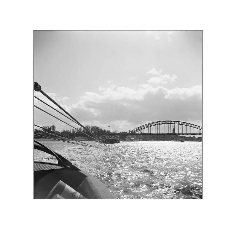 Boot en de Waalbrug - 1955