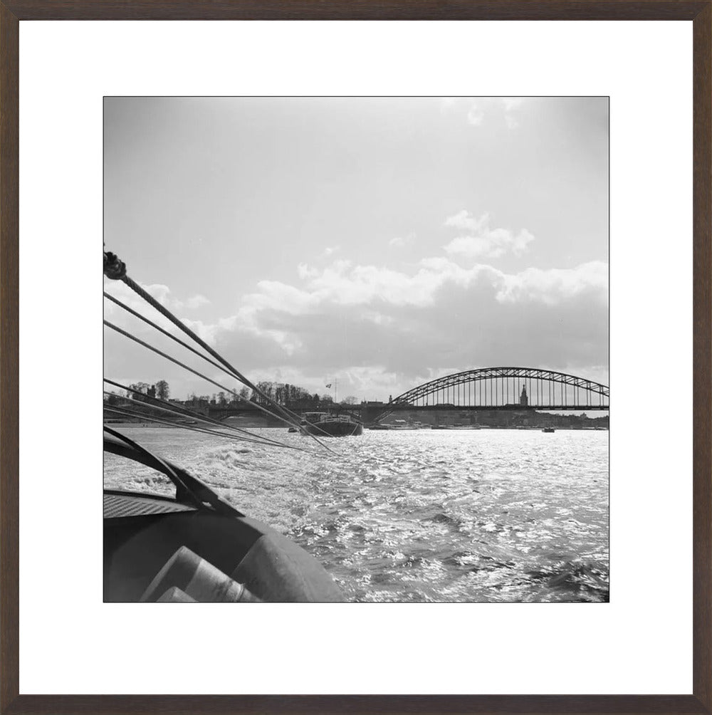 Boot en de Waalbrug - 1955