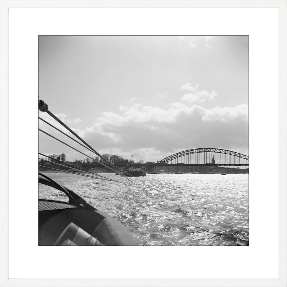 Boot en de Waalbrug - 1955