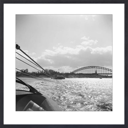 Boot en de Waalbrug - 1955