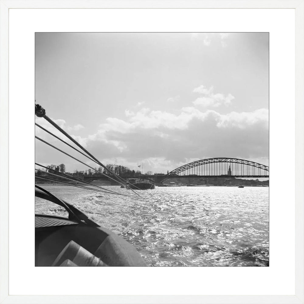 Boot en de Waalbrug - 1955