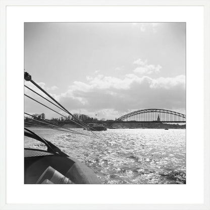 Boot en de Waalbrug - 1955