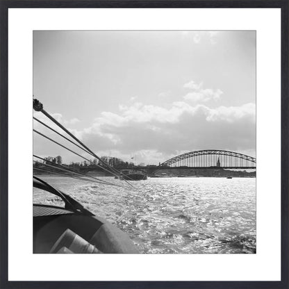 Boot en de Waalbrug - 1955