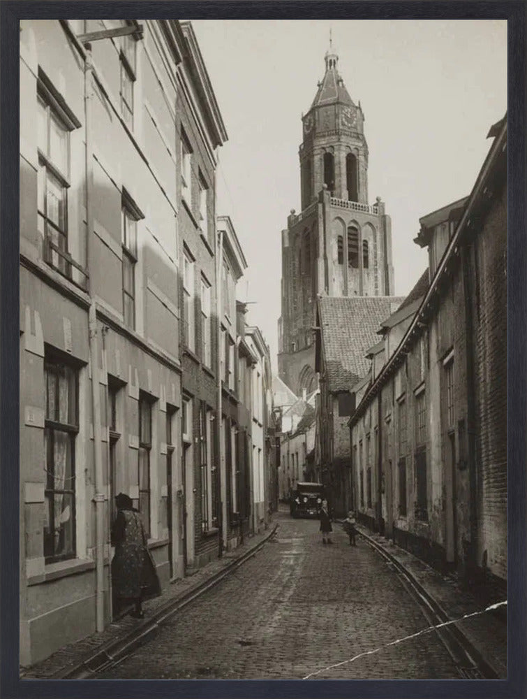 De Trompetsteeg met de Eusebiuskerk