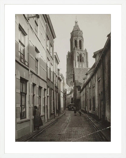 De Trompetsteeg met de Eusebiuskerk