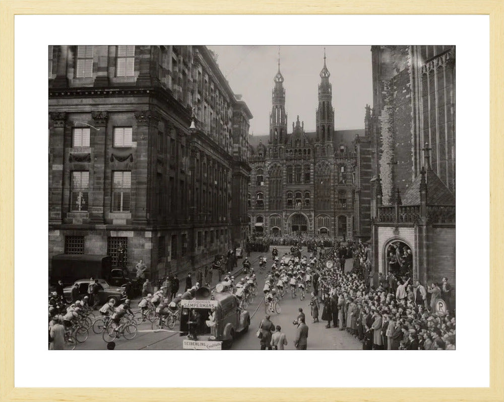 Ronde van Nederland op de Dam - 1949