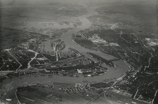 Historische foto van Rotterdam aan de Maas rond 1936