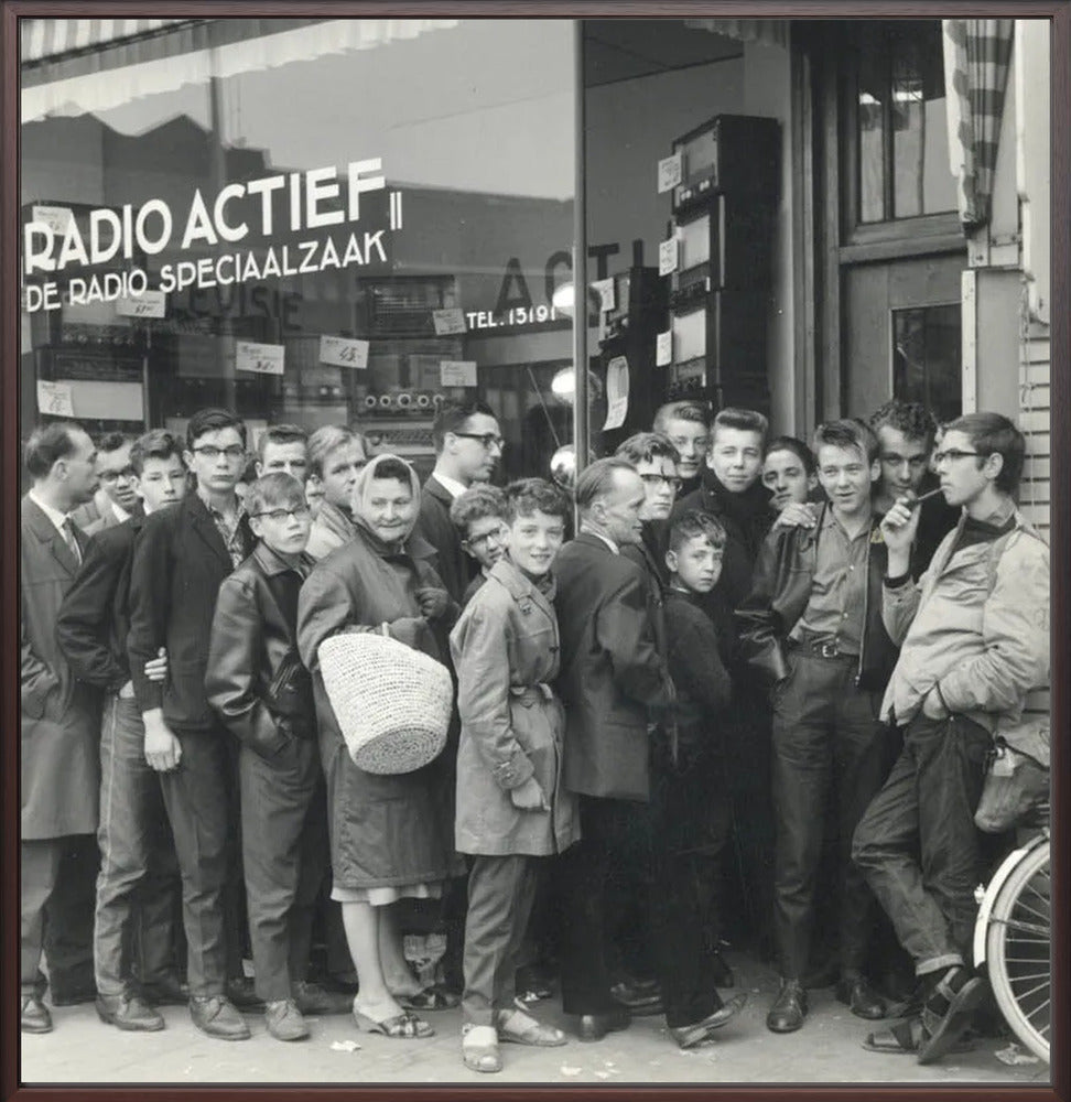 In de Rij voor de Radio - 1960